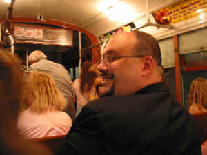 121_2103_small.jpg (113412 bytes)